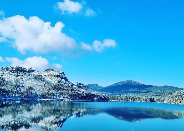 Maison Agreable Avec Grands Volumes Levie