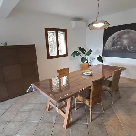 Maison Avec Grands Volumes *
